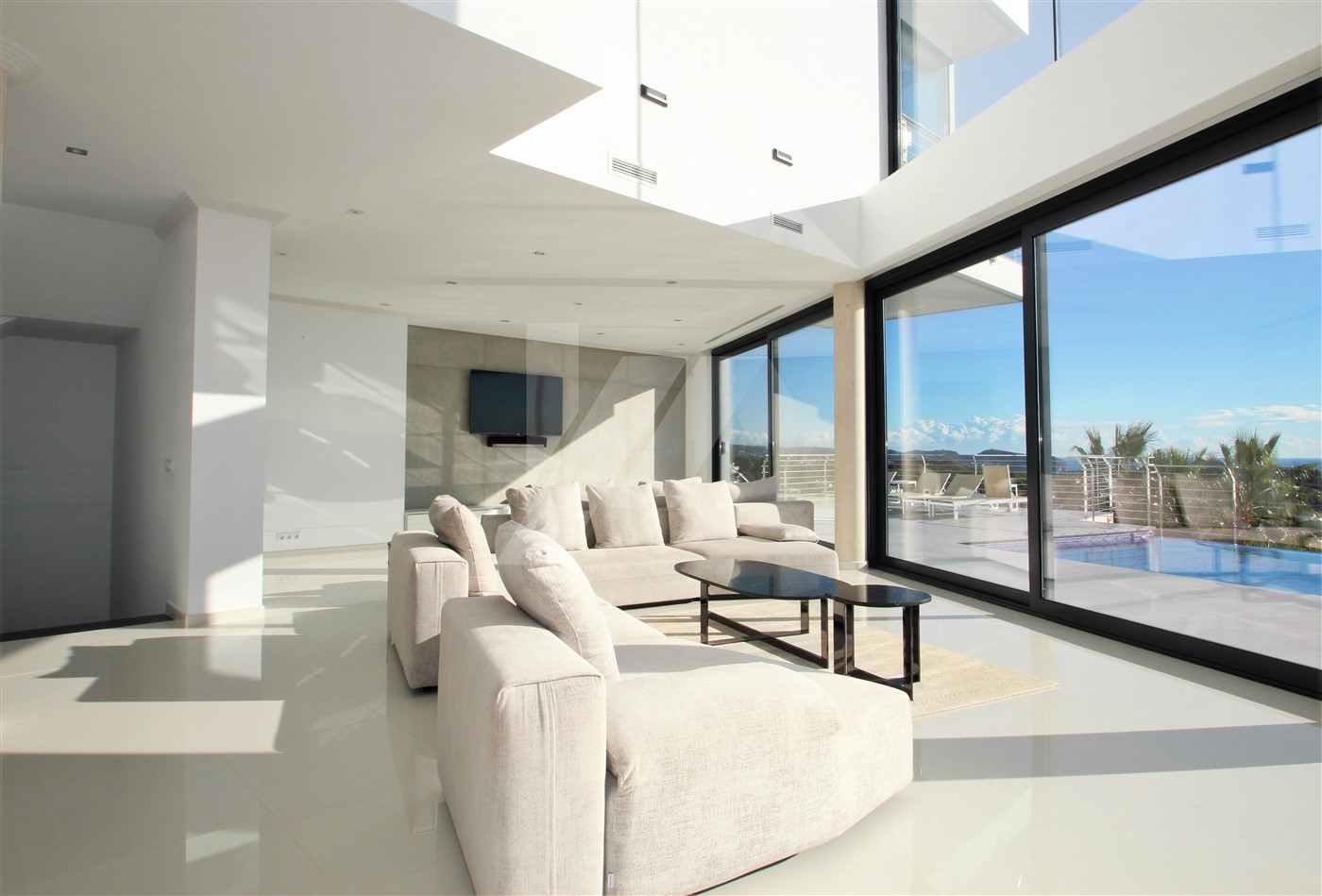 Villa i Benissa, Alicante, Spanien 4 sovrum, 542 kvm. Nr. 64570