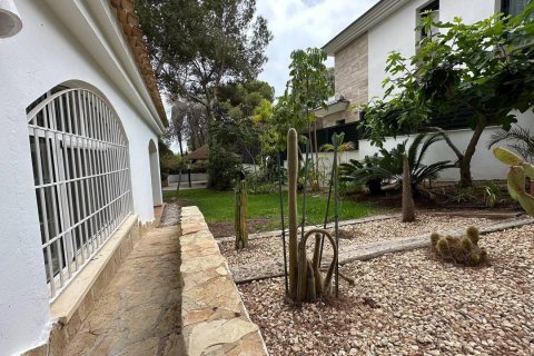 Villa for sale Dehesa De Campoamor, Alicante, Spain 5 bedrooms, 306 sq.m. No. 115586 - photo 8
