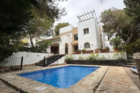 Villa for sale Dehesa De Campoamor, Alicante, Spain 5 bedrooms, 306 sq.m. No. 115586 - photo 1