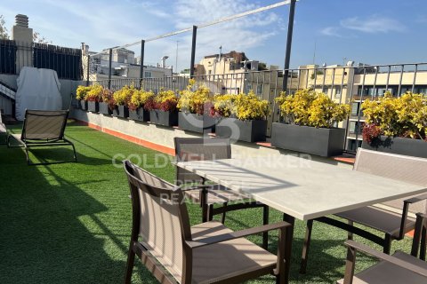 Apartamento en venta en Barcelona, España 2 dormitorios, 112 m2 No. 160231 - foto 4