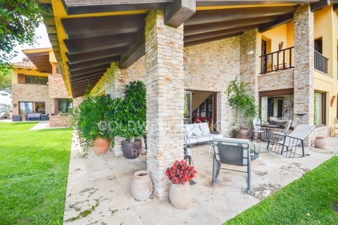 House for rent in Sant Andreu de Llavaneres, Barcelona, Spain 8 bedrooms, 486 sq.m. No. 160497 - photo 28