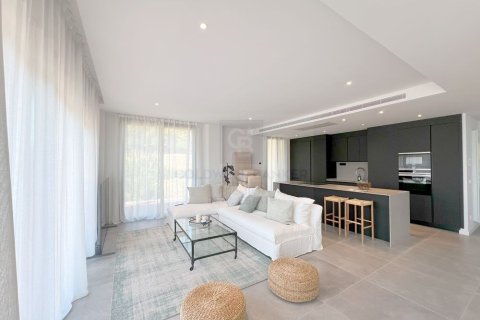 Wohnung zur Miete in Salou, Tarragona, Spanien 4 Schlafzimmer, 157 m2 Nr. 160495 - Foto 2