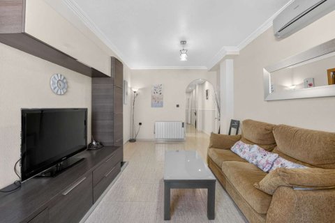 Wohnung zum Verkauf in Torrevieja, Alicante, Spanien 3 Schlafzimmer, 92 m2 Nr. 189474 - Foto 8