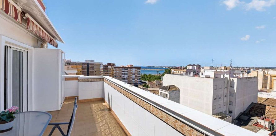 Wohnung in Torrevieja, Alicante, Spanien 3 Schlafzimmer, 92 m2 Nr. 189474