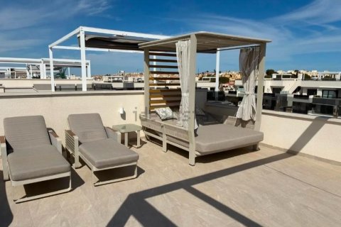 Huoneisto myytävänä La Florida, Alicante, Espanja, 4 makuuhuonetta, 270 m2 No. 189477 - kuva 30