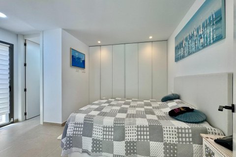 Villa en venta en San Miguel de Salinas, Alicante, España 3 dormitorios, 90 m2 No. 189476 - foto 10