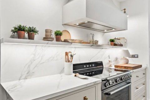 Huoneisto myytävänä Benidorm, Alicante, Espanja, 2 makuuhuonetta, 145 m2 No. 180051 - kuva 14