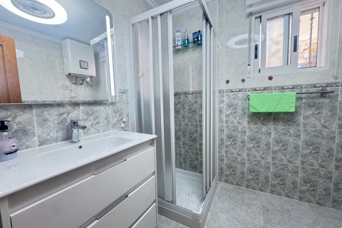 Huvila myytävänä Villamartin, Alicante, Espanja, 4 makuuhuonetta, 140 m2 No. 138515 - kuva 26