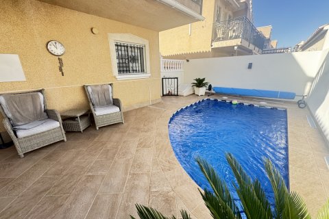 Villa en venta Villamartin, Alicante, España 4 dormitorios, 140 m2 No. 138515 - foto 2
