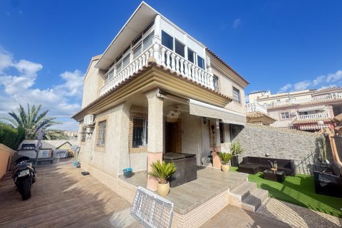 Casa adosada en venta Playa Flamenca II, Alicante, España 4 dormitorios, 85 m2 No. 138514 - foto 1