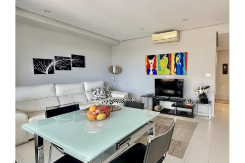 Apartament w Villamartin, Alicante, Hiszpania 2 sypialnie, 79 mkw. nr 138510 – zdjęcie 14