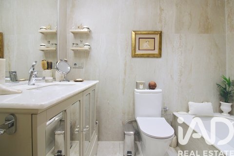 Apartment for sale in Marbella, Malaga, Spain 1 bedroom, 63 sq.m. No. 172419 - photo 6