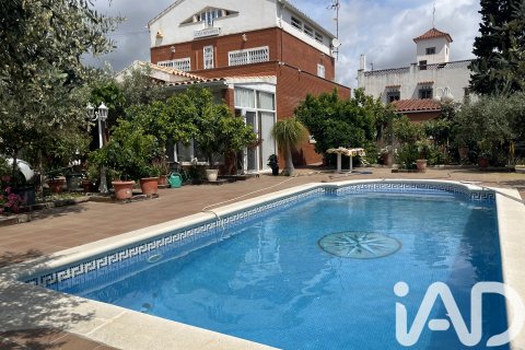 House in El Vendrell, Tarragona, Spain 5 bedrooms, 186 sq.m. No. 172347