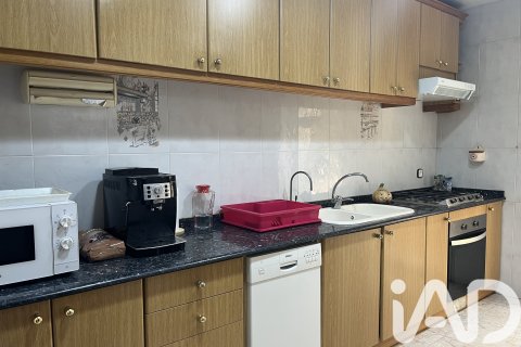 House for sale in El Vendrell, Tarragona, Spain 5 bedrooms, 186 sq.m. No. 172347 - photo 16