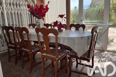 House for sale in El Vendrell, Tarragona, Spain 5 bedrooms, 186 sq.m. No. 172347 - photo 29