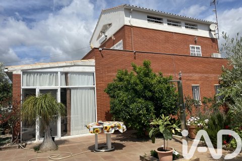 House for sale in El Vendrell, Tarragona, Spain 5 bedrooms, 186 sq.m. No. 172347 - photo 27