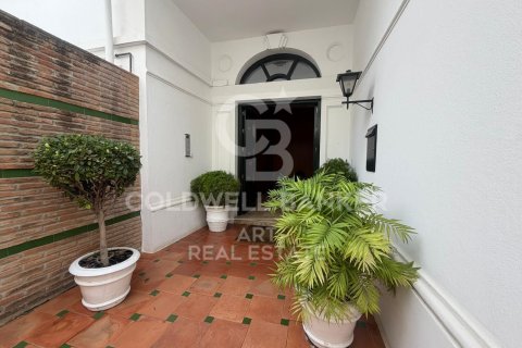 Apartment à Marbella, Malaga, Espagne 2 chambres, 142 m2 No. 157493
