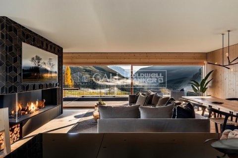 House for sale in Principado De Andorra (Ninguna Poblacion Tiene C.P.), Lleida, Spain 4 bedrooms, 349 sq.m. No. 157489 - photo 14