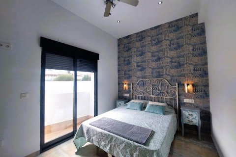 Villa for sale Torre de la Horadada, Alicante, Spain 3 bedrooms, 144 sq.m. No. 115902 - photo 14