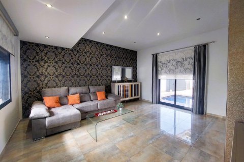 Villa for sale Torre de la Horadada, Alicante, Spain 3 bedrooms, 144 sq.m. No. 115902 - photo 6