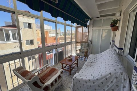 Apartament w Torrevieja, Alicante, Hiszpania 3 sypialnie, 88 mkw. nr 149865 – zdjęcie 5