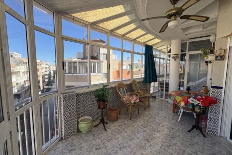 Apartament w Torrevieja, Alicante, Hiszpania 3 sypialnie, 88 mkw. nr 149865 – zdjęcie 3