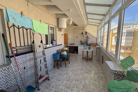 Apartament w Torrevieja, Alicante, Hiszpania 3 sypialnie, 88 mkw. nr 149865 – zdjęcie 7