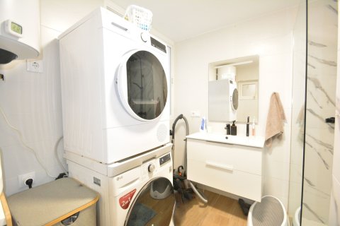 Продажа квартиры в Гуардамар-дель-Сегура, Аликанте, Испания 3 спальни, 93м2 №149868 - фото 11