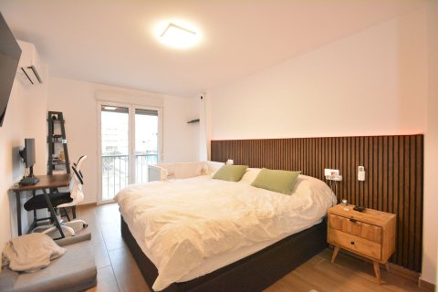 Продажа квартиры в Гуардамар-дель-Сегура, Аликанте, Испания 3 спальни, 93м2 №149868 - фото 16