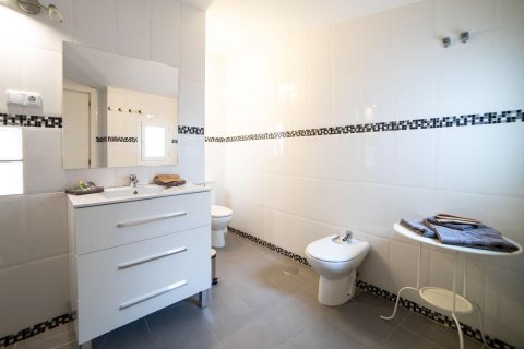 Appartamento in vendita Madrid, Spagna 3 camere da letto, 113 mq. N° 117102 - foto 5