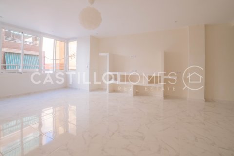 Apartamento en venta en Torrevieja, Alicante, España 3 dormitorios, 111 m2 No. 148393 - foto 3