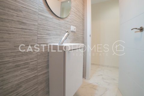 Apartamento en venta en Torrevieja, Alicante, España 3 dormitorios, 111 m2 No. 148393 - foto 20