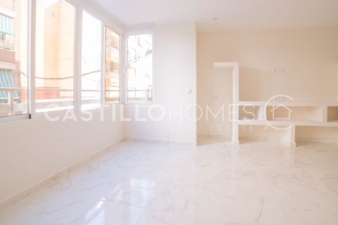 Apartamento en venta en Torrevieja, Alicante, España 3 dormitorios, 111 m2 No. 148393 - foto 4