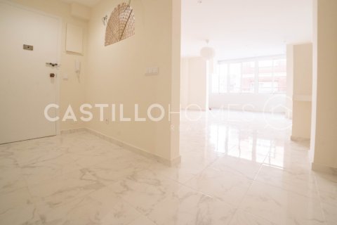 Apartamento en venta en Torrevieja, Alicante, España 3 dormitorios, 111 m2 No. 148393 - foto 8