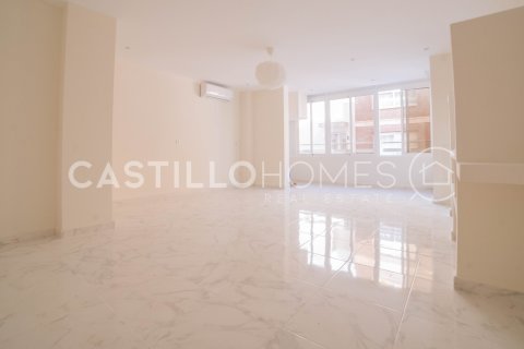 Apartamento en venta en Torrevieja, Alicante, España 3 dormitorios, 111 m2 No. 148393 - foto 2