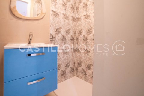 Apartamento en venta en Torrevieja, Alicante, España 3 dormitorios, 111 m2 No. 148393 - foto 27