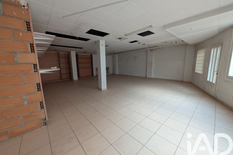 Gewerbeimmobilien zum Verkauf in Manresa, Barcelona, Spanien 480 m2 Nr. 196511 - Foto 2