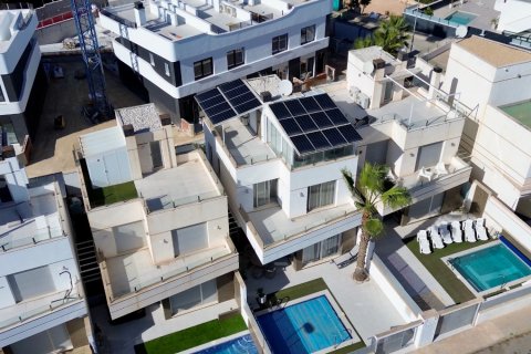 Villa for sale in Cabo Roig, Alicante, Spain 3 bedrooms, 125 sq.m. No. 152104 - photo 7