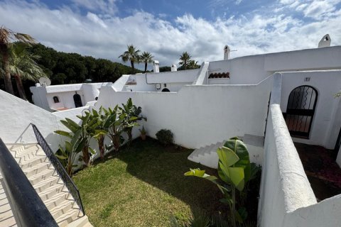Townhouse zum Verkauf Marbella, Malaga, Spanien 2 Schlafzimmer, 101 m2 Nr. 119830 - Foto 2
