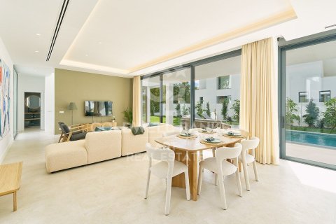 Willa w Estepona, Malaga, Hiszpania 6 sypialni, 418 mkw. nr 156671 – zdjęcie 4