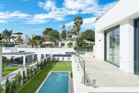 Villa à vendre à Estepona, Malaga, Espagne, 6 chambres, 412 m2 No. 156672 - photo 7