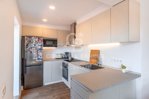 Kattohuoneisto myytävänä Barcelona, Espanja, 3 makuuhuonetta, 102 m2 No. 156669 - kuva 10