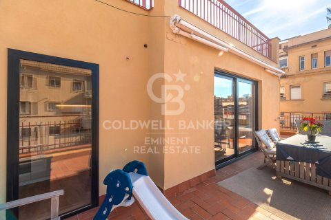Kattohuoneisto myytävänä Barcelona, Espanja, 3 makuuhuonetta, 102 m2 No. 156669 - kuva 27