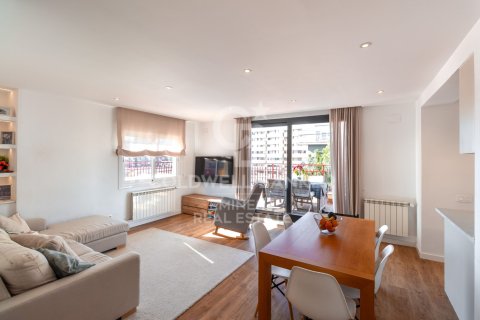 Kattohuoneisto myytävänä Barcelona, Espanja, 3 makuuhuonetta, 102 m2 No. 156669 - kuva 4