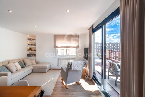 Kattohuoneisto myytävänä Barcelona, Espanja, 3 makuuhuonetta, 102 m2 No. 156669 - kuva 5