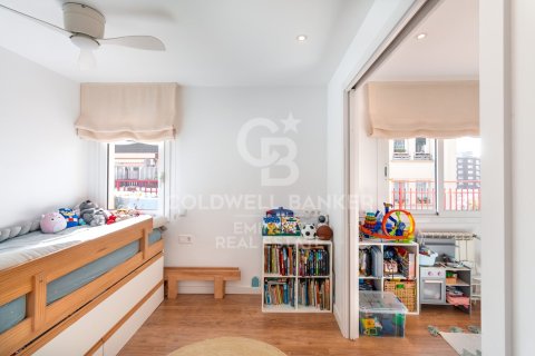 Kattohuoneisto myytävänä Barcelona, Espanja, 3 makuuhuonetta, 102 m2 No. 156669 - kuva 23