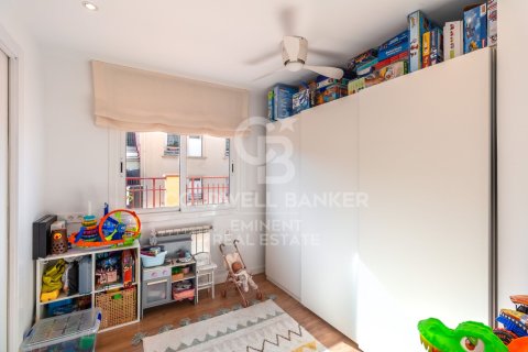 Kattohuoneisto myytävänä Barcelona, Espanja, 3 makuuhuonetta, 102 m2 No. 156669 - kuva 18