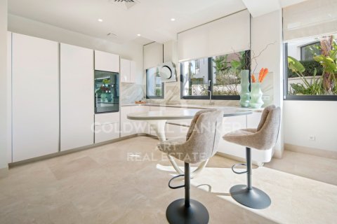 Paritalo myytävänä Marbella, Malaga, Espanja, 4 makuuhuonetta, 401 m2 No. 156670 - kuva 12