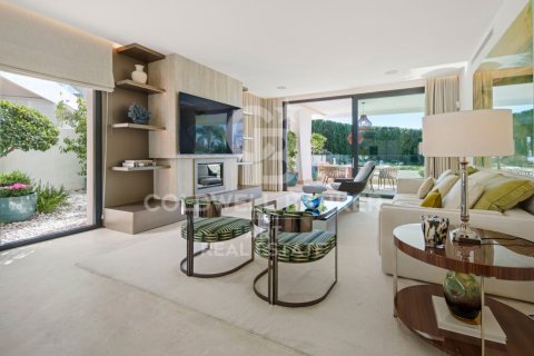 Paritalo myytävänä Marbella, Malaga, Espanja, 4 makuuhuonetta, 401 m2 No. 156670 - kuva 8