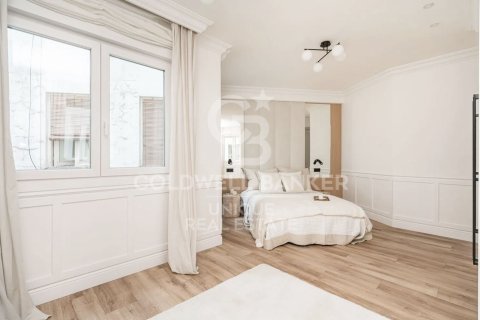 Apartamento en venta en Madrid, España 3 dormitorios, 179 m2 No. 156673 - foto 15